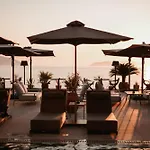Magnus & Hotel Vlorë