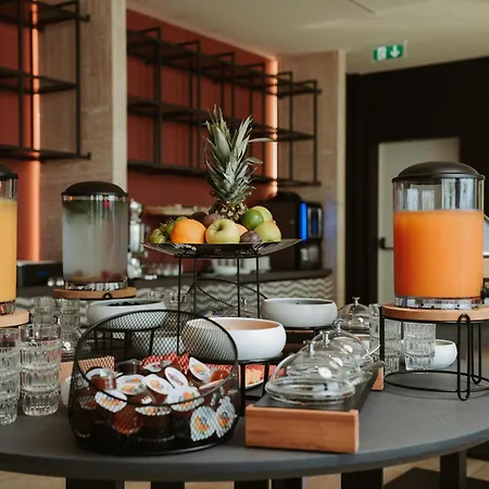 Magnus Hotel&spa Vlorë