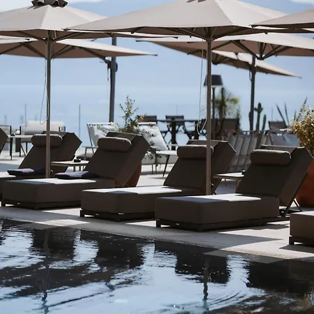 Hotel Magnus & 4*