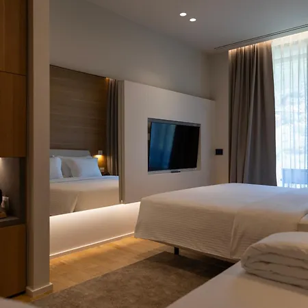 Otel Magnus & 4*