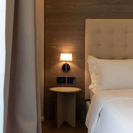 Otel Magnus & Avlonya