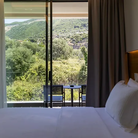 Otel Magnus & Avlonya