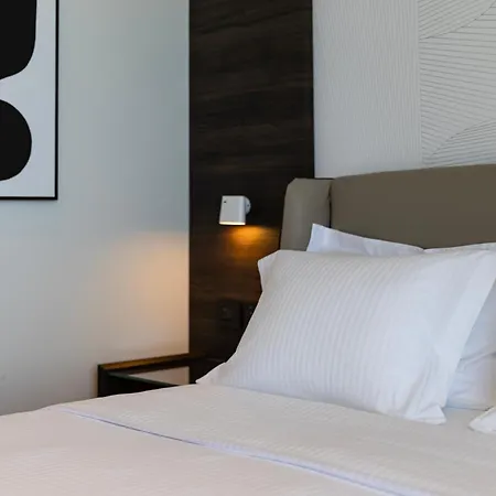 Otel Magnus & 4*