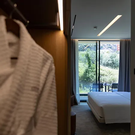 Otel Magnus &