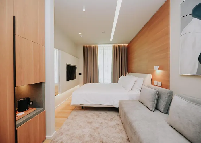 Magnus & Otel