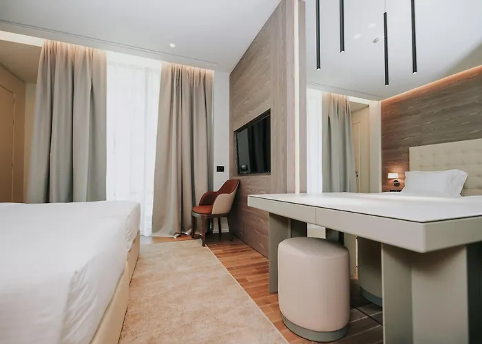 Otel Magnus & Avlonya