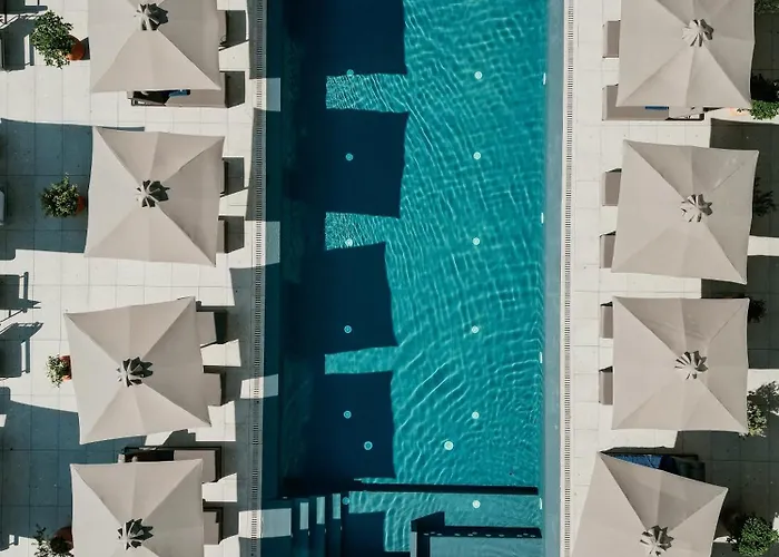 Otel Magnus & Avlonya